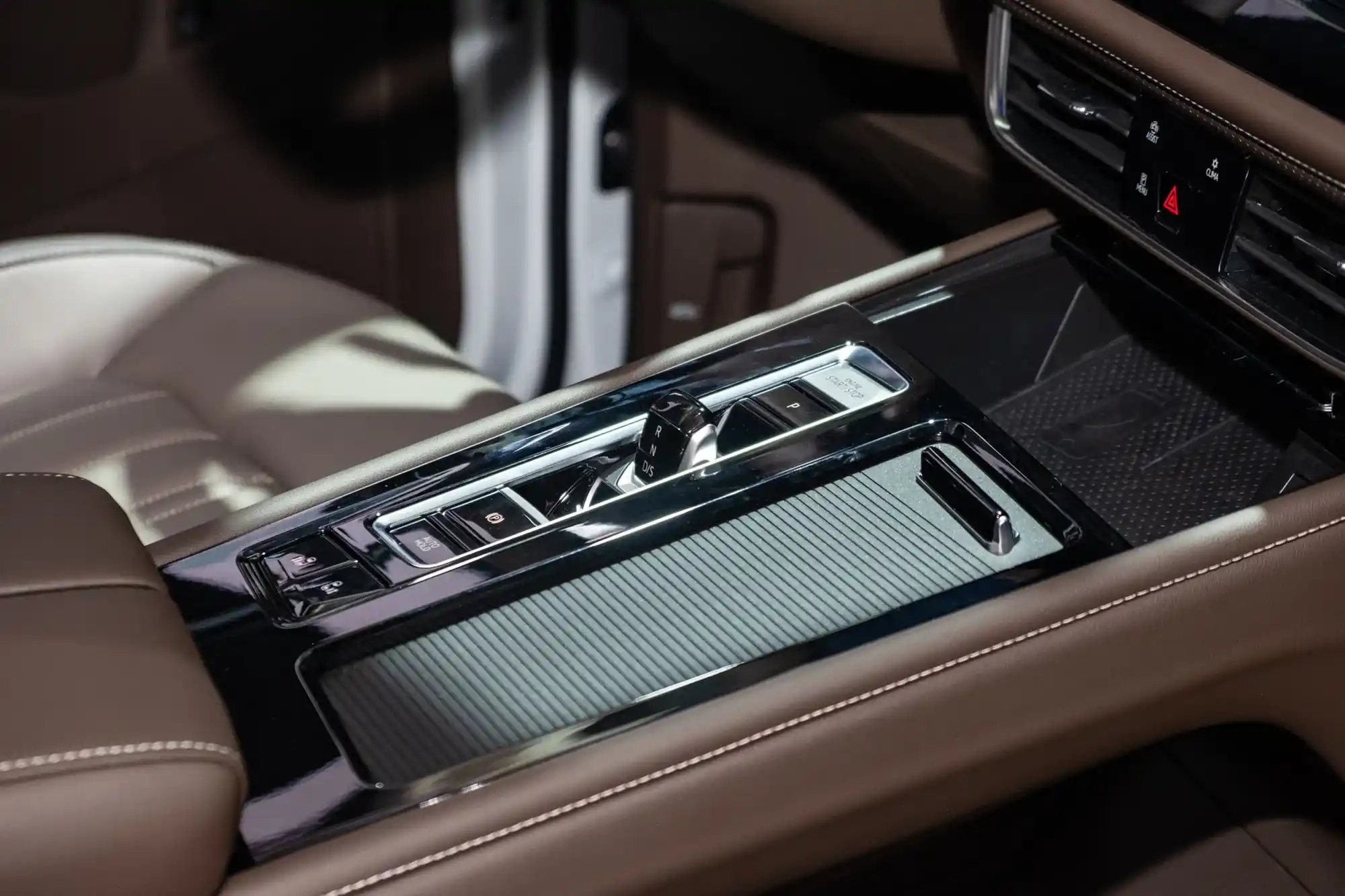 So sánh Viloran Premium với Luxury