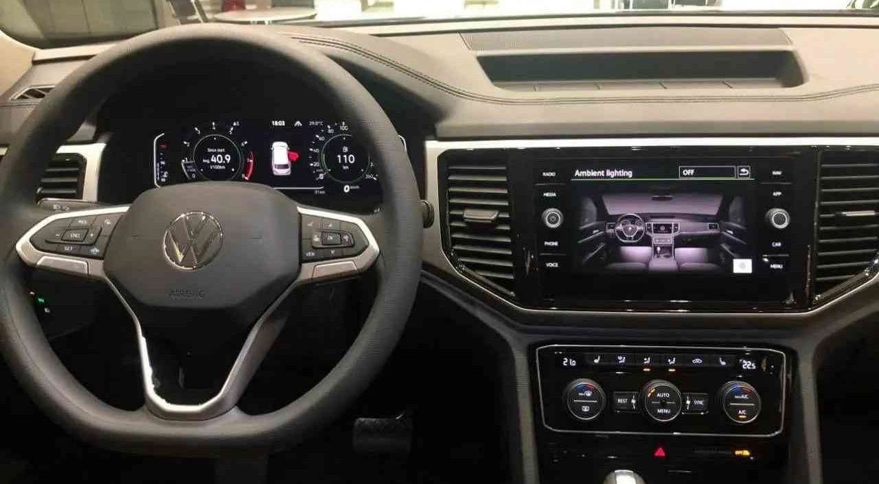 So sánh Ford Explorer và Volkswagen Teramont