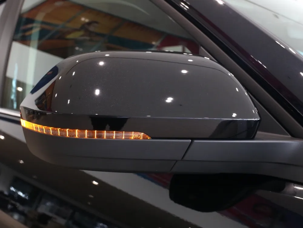 So sánh Ford Explorer và Volkswagen Teramont
