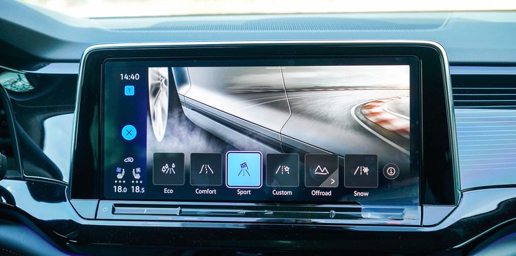 Volkswagen Teramont X Platinum: Đánh giá và giá bán