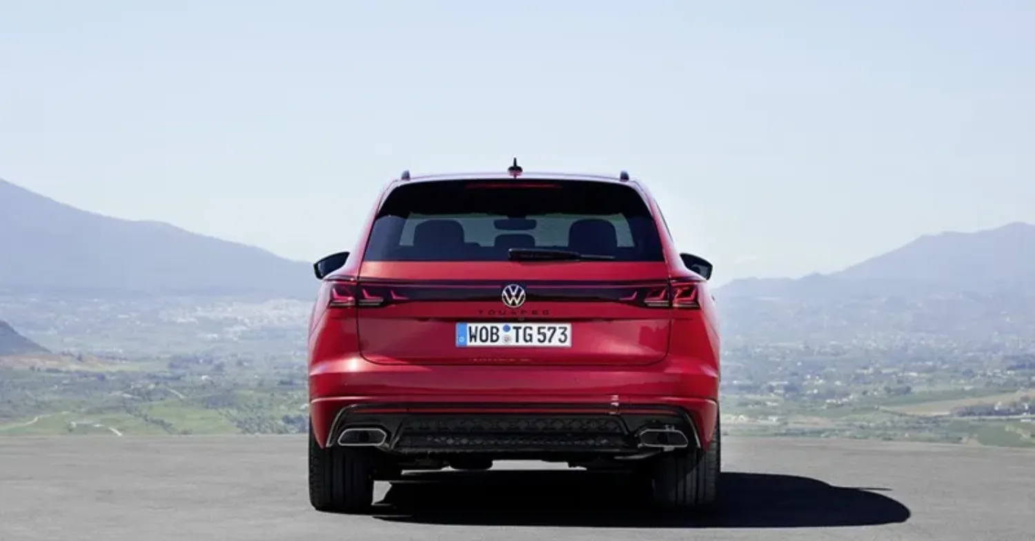 Ngoại thất Volkswagen Touareg 2025 cải tiến hoàn toàn, hài hòa và hiện đại hơn