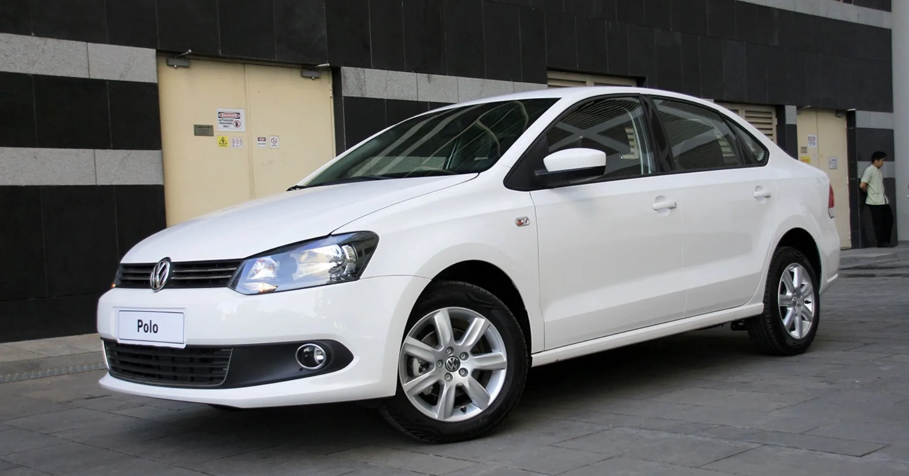 Giá xe Volkswagen Polo